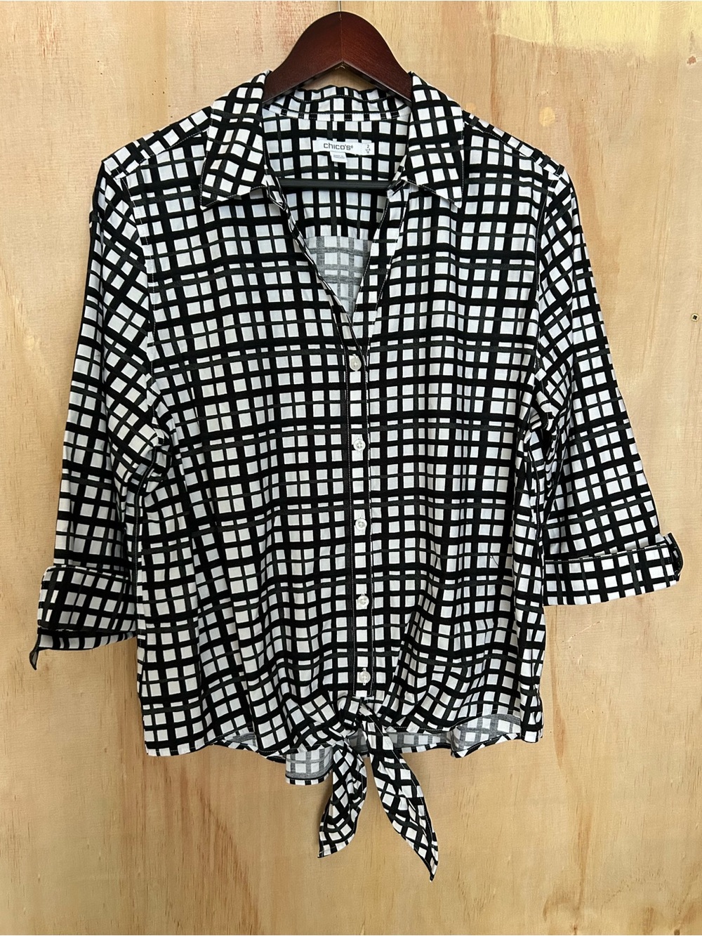Chico’s Black & White Plaid Button-Front Shirt – Size 2 (US 12)